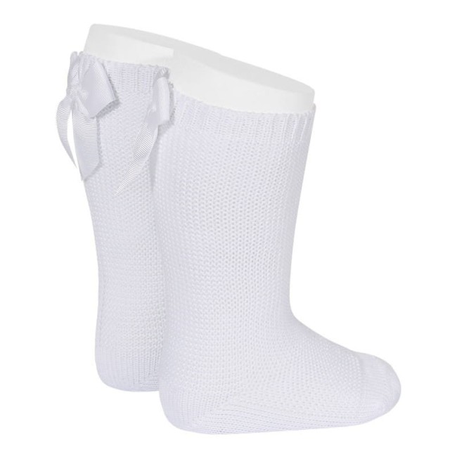 Przejdź do produktu Podkolanówki kokarda perle białe Condor *200