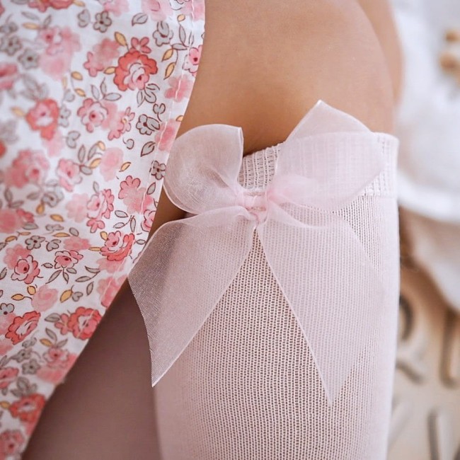 Przejdź do produktu Podkolanówki tiul kokarda różowe Condor *500