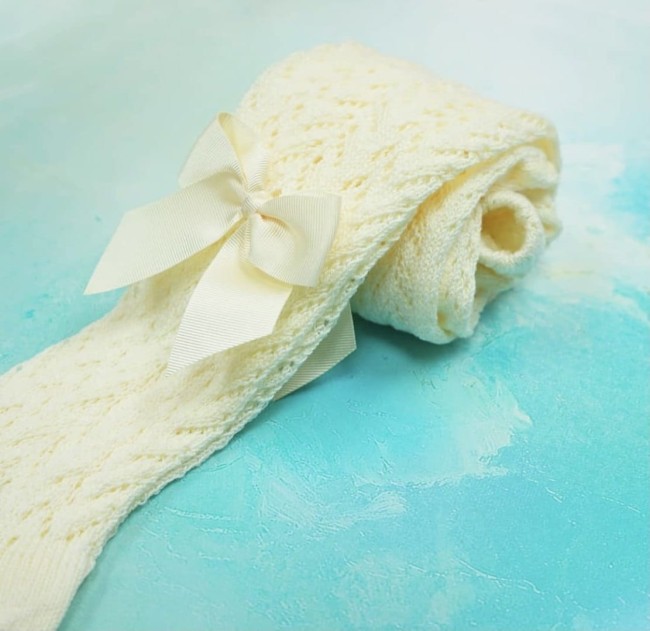 Przejdź do produktu Rajstopy ażurowe kokarda butter Condor *610