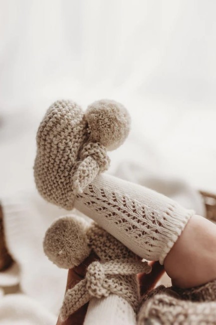 Przejdź do produktu Podkolanówki dziecięce openwork linen beż Condor *304