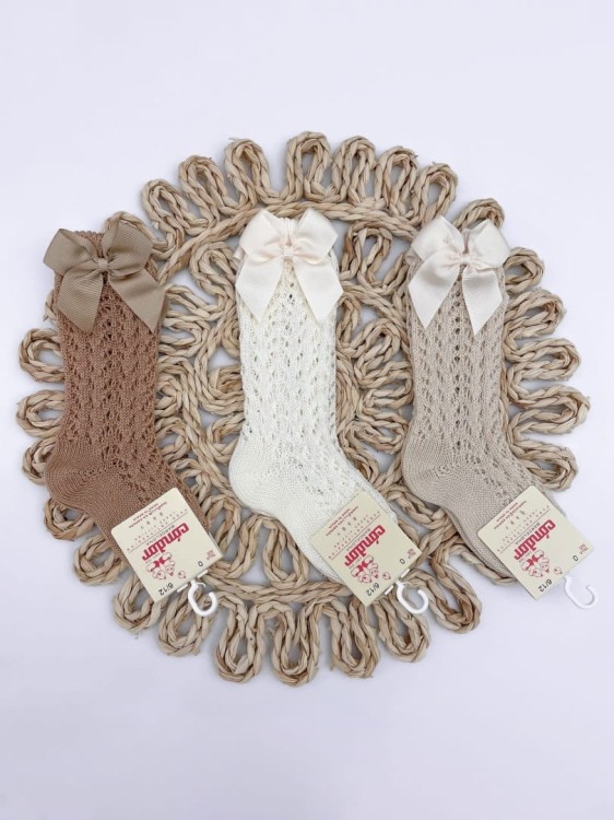 Podkolanówki ażurowe kokarda camel Condor *326