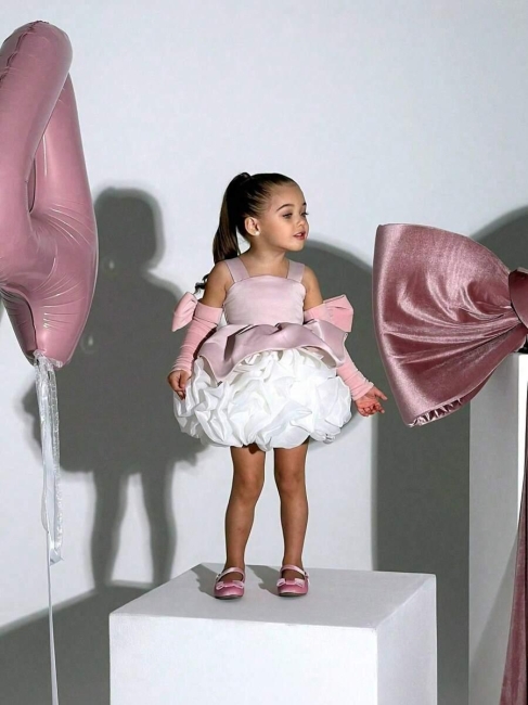 Przejdź do produktu Sukienka tiulowa dla dziewczynki rękawki Princess Bow - różowa