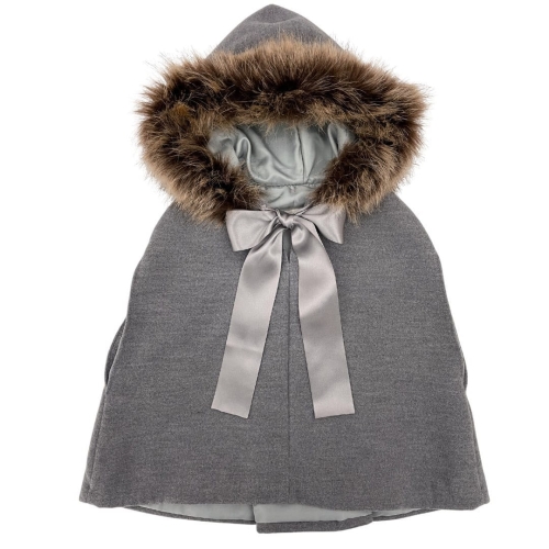 Pelerynka winter cape szara futerko