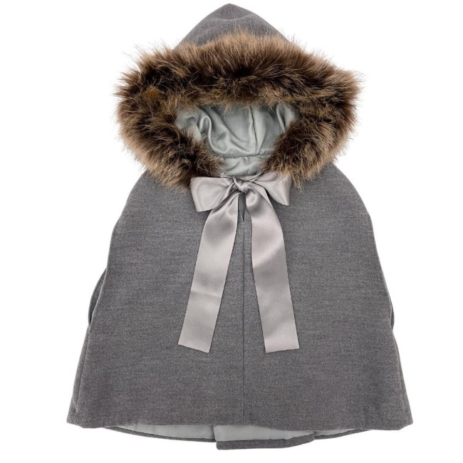 Przejdź do produktu Pelerynka winter cape szara futerko
