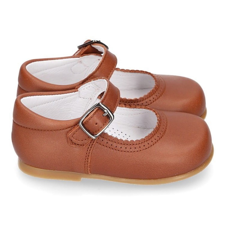 BUTY BASIC BRĄZOWE OKAASPAIN