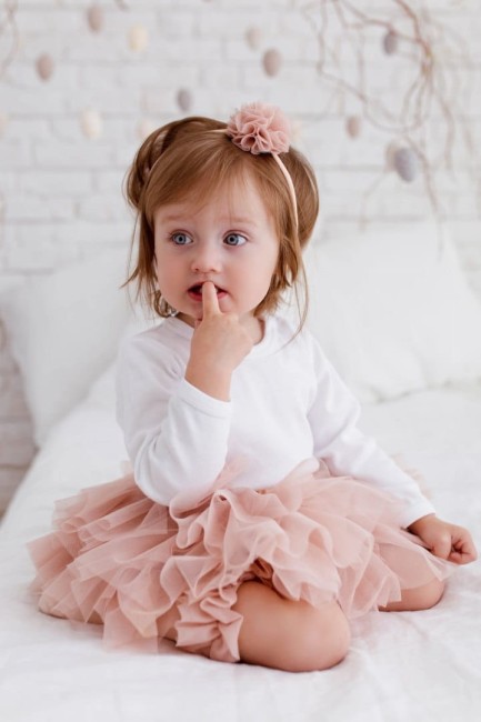 Przejdź do produktu OPASKA Z POMPONEM WENECKI RÓŻ