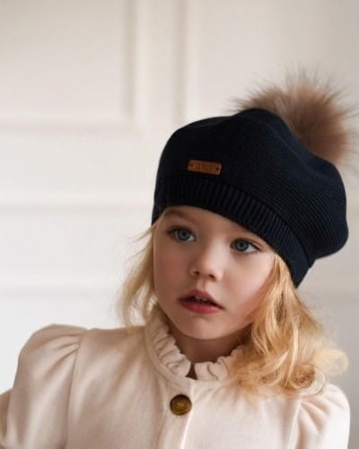 Przejdź do produktu Beret z pomponem dziecięcy czarny Condor *900