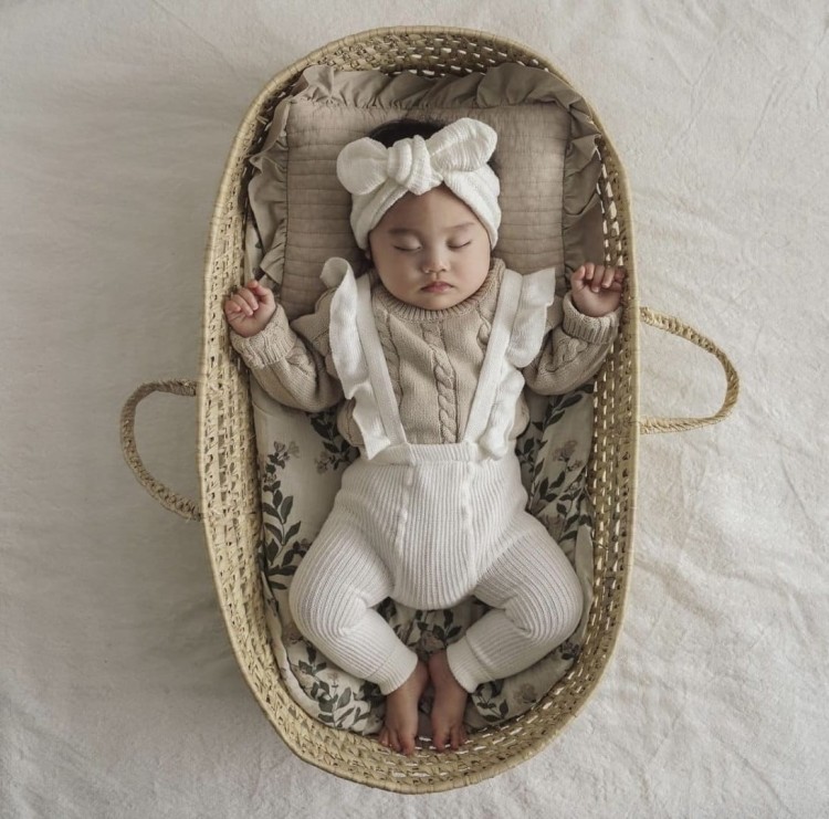 Legginsy na szelkach falbanki cream wings Condor *202
