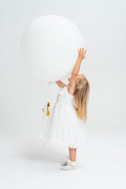 Przejdź do produktu Sukienka Princessa Manufaktura Falbanek biała falbanki