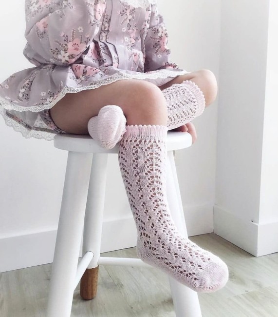 Przejdź do produktu Podkolanówki ażurowe dziecięce różowe Condor *500