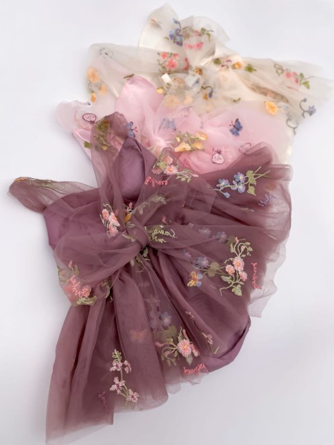 Przejdź do produktu Rampers flora tiulowy dla dziewczynki brudny róż