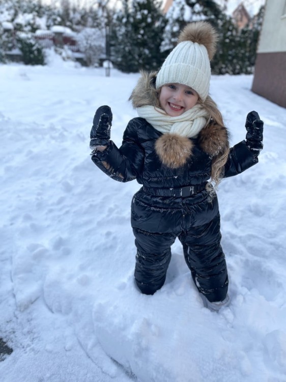 Czapka zimowa szalik z pomponami ecru komplet zimowy