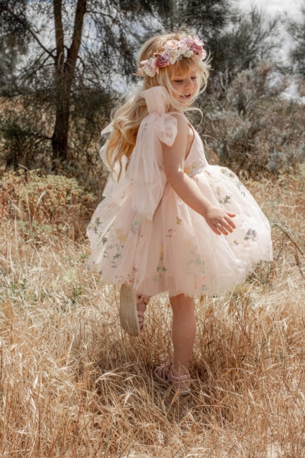Przejdź do produktu Sukienka flora tiulowa dla dziewczynki różowa