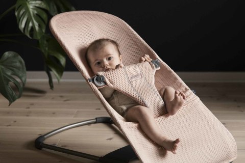 BABYBJORN - leżaczek BLISS MESH - Perłowy Różowy