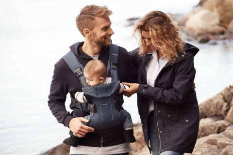 BABYBJORN ONE AIR - nosidełko, Granatowy + śliniaczek do nosidełka ergonomicznego One