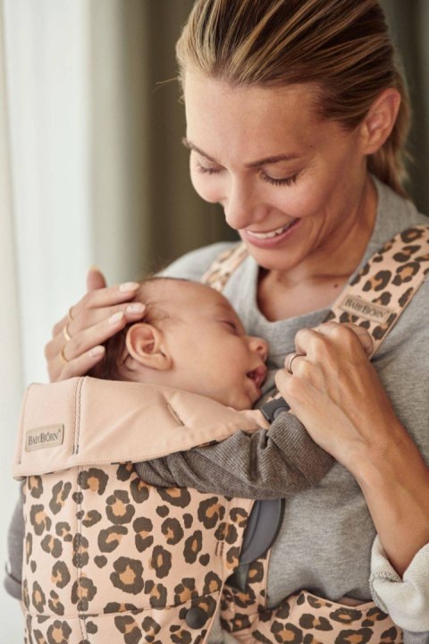 BABYBJORN MINI Cotton - nosidełko, Beż/Leopard